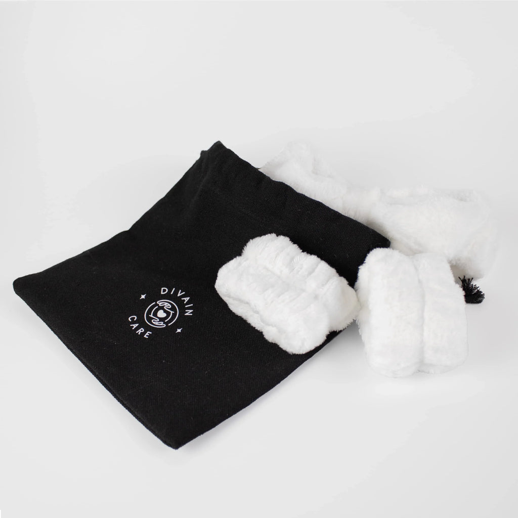 COSMETIC ACCESSORIES